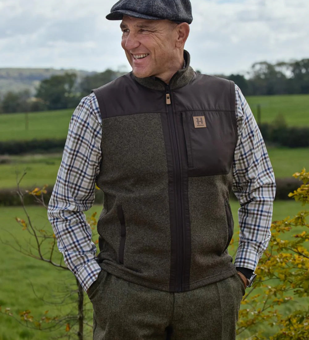 Harkila-Mens-Kalix-Fleece-Waistcoat-Willow-Green-Shadow-Brown_50_jpg.webp