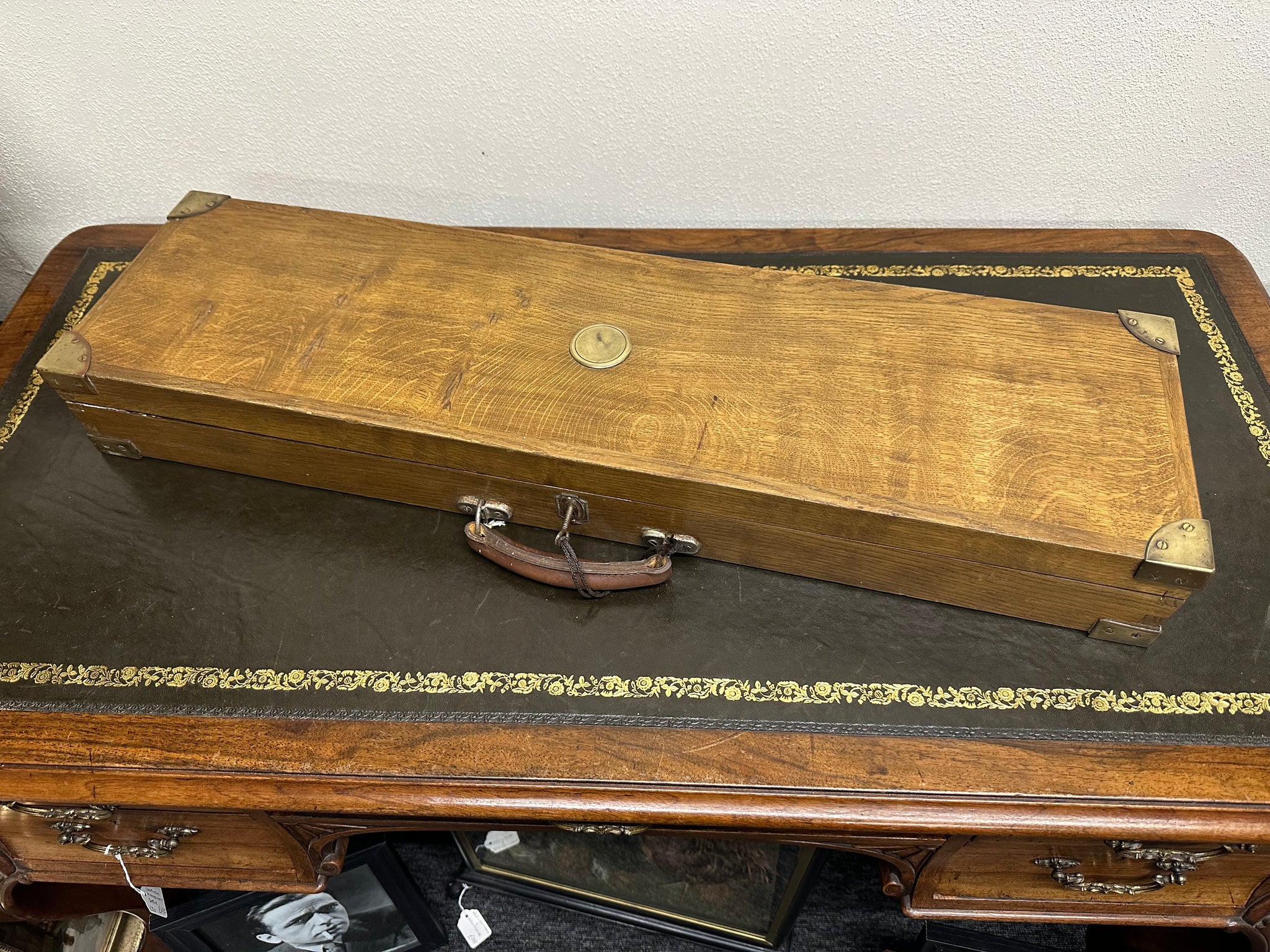 Antique Light Oak Gun Case Motor Case