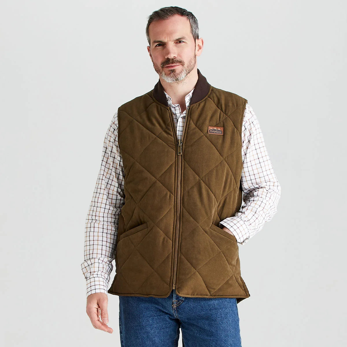 M_WESTER_SKELD_GILET_MOODY_TEAK_019_FC_1200px_jpg.webp